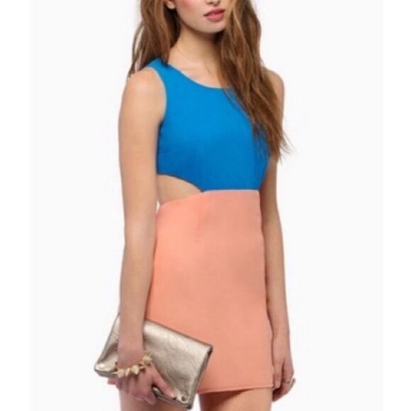 Tobi Syrup-Dipity Peach & Country Sky Cut Out Mini Dress Size Medium - Picture 4 of 9